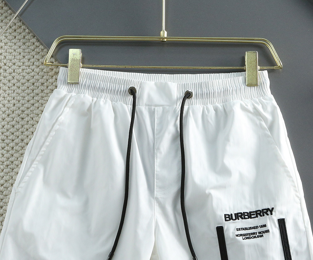 Burberry Short Pants